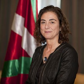 File:Cristina Uriarte 2012.jpg