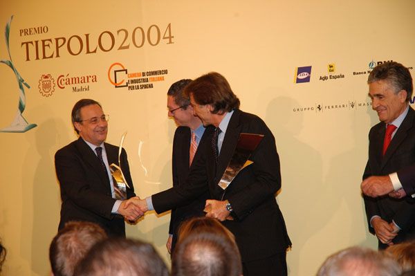 File:Entrega IX Premio Tiepolo.jpg