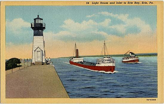 File:Erie harbor light.jpg