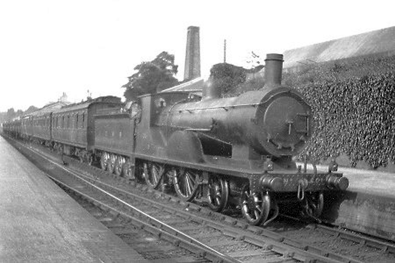 File:LSWR T9 4-4-0.png