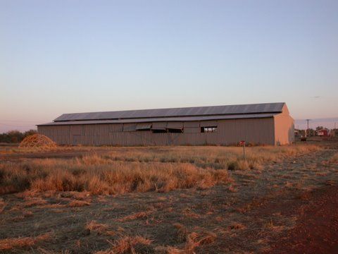 File:Nkb-woolshed.JPG