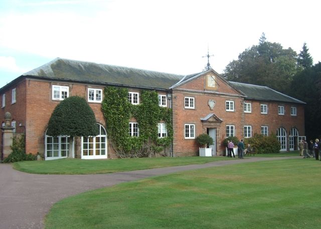 File:Stable block - geograph.org.uk - 1523600.jpg