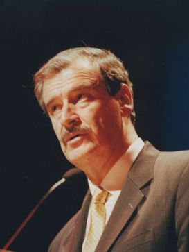 File:Vicente Fox, 2000 (4150614272) (cropped).jpg