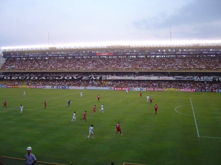 File:Vila Belmiro SantosFC.jpg