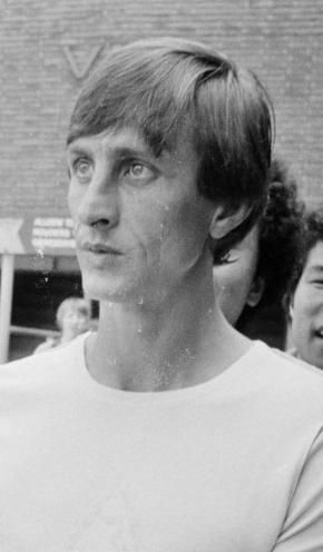 File:Johan Cruijff 1982.jpg