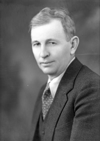 File:Representative W. E. Carty, 1933.jpg