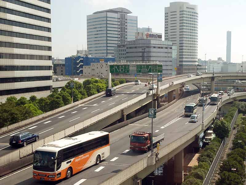 File:Shutoko hamazakibashi-junction.jpg