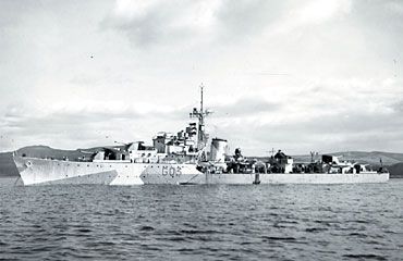 File:Svenner at Scapa Flow.jpg