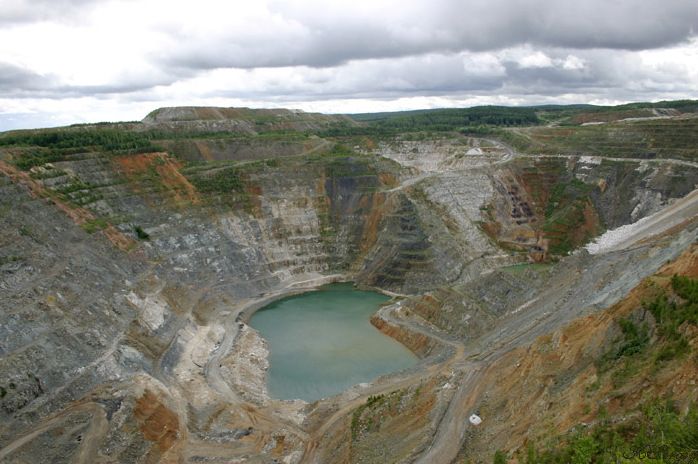 File:Verkney Ufaley coal mine.jpg