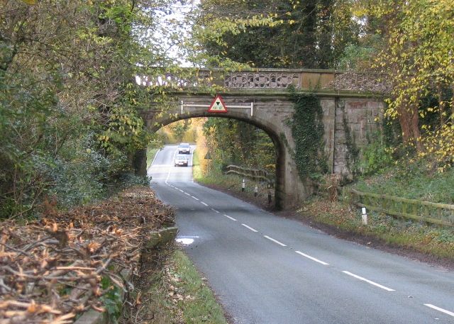 File:Buerton - Carriage Road Bridge.jpg