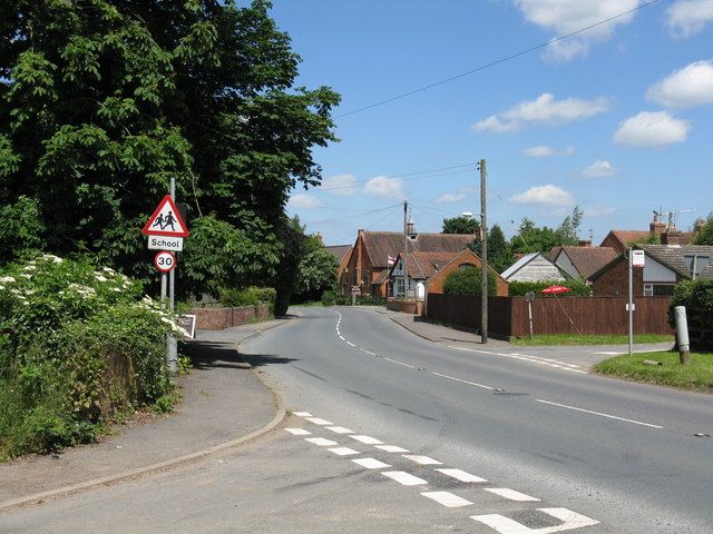 File:Callow End - view toward the Club.jpg