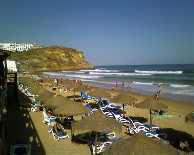 File:East Praia Burgau.png