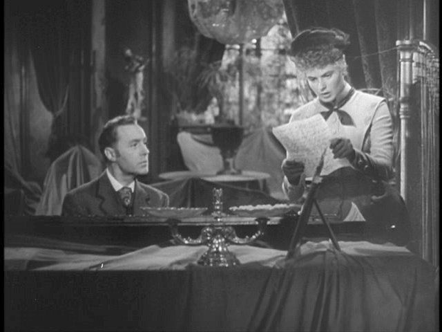 File:Gaslight 1944 trailer.jpg