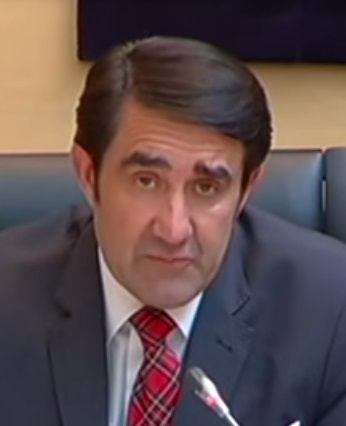 File:Juan Carlos Suárez-Quiñones 2015 (cropped).jpg