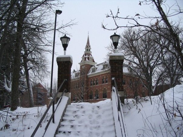 File:MLC OldMain ViewFromSummitAve.jpg