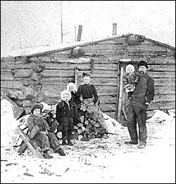 File:Minnesota family 1890..jpg