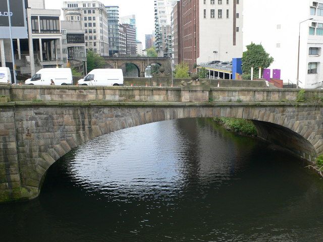 File:River Irwell - geograph.org.uk - 1277251.jpg