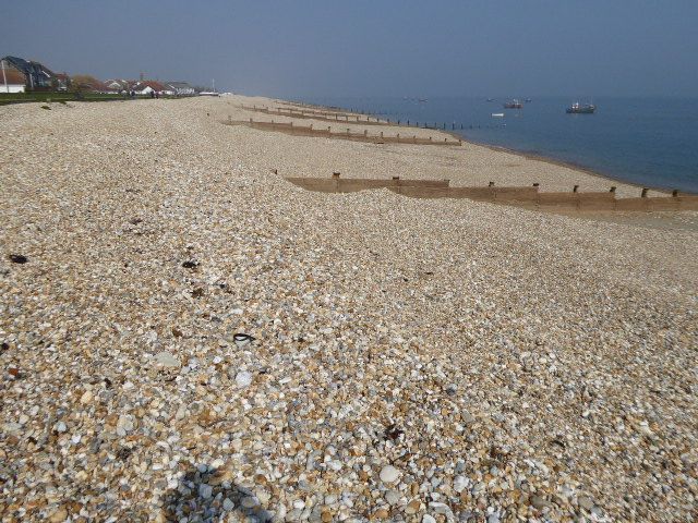 File:Selsey East Beach (2).jpg