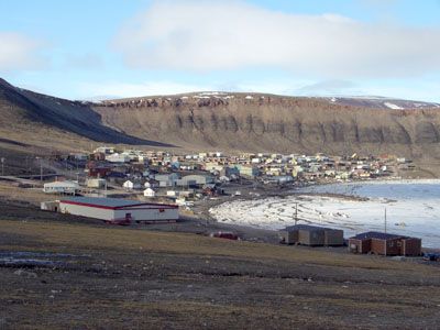 File:Arctic-bay.jpg