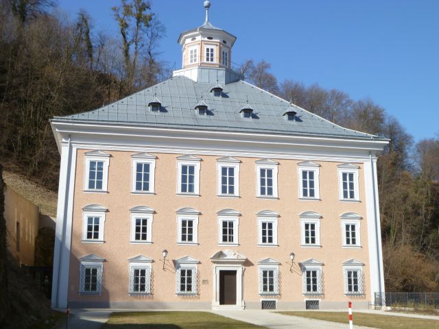 File:Forschungszentrum Edmundsburg.jpg