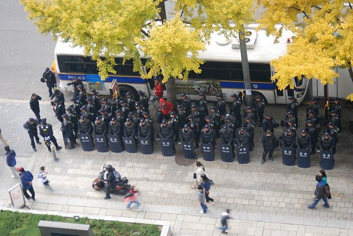 File:G20 protests Seoul - VOA - police.jpg