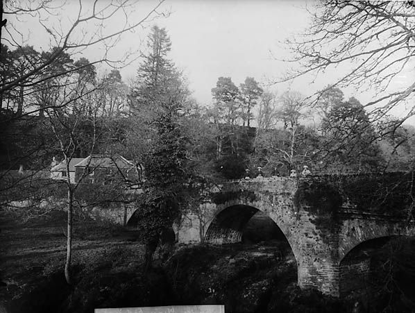 File:Henllan (Cer) bridge NLW3361306.jpg