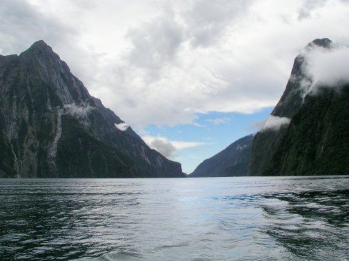 File:Milford sound 2004.jpg