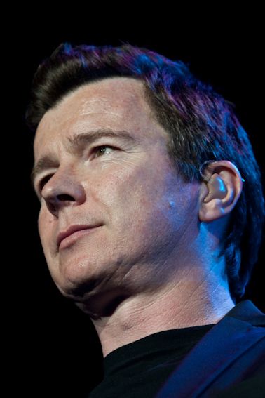 File:Rick Astley - Pepsifest 2009.jpg