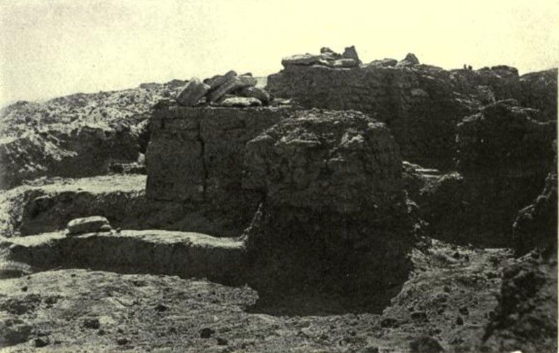 File:Ruined church near Wadi Halfa.jpg