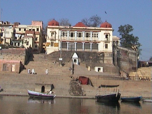 File:Karnataka Ghat, Varanasi.JPG