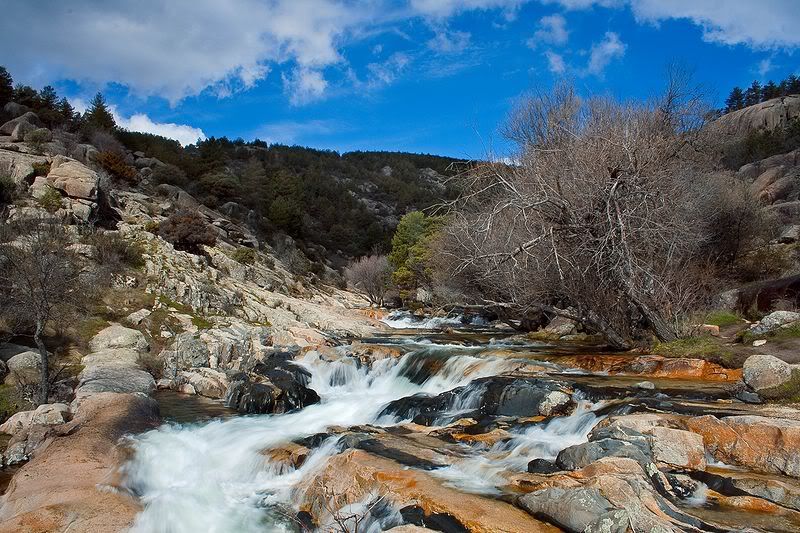 File:Los Chorros de la Pedriza.jpg