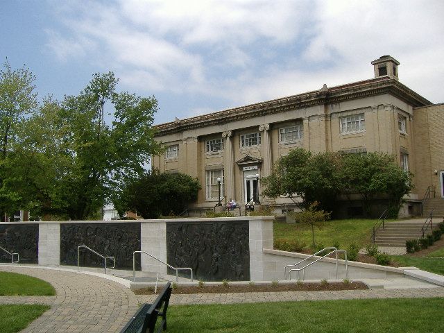 File:Old Post Office Jeffersonville.jpg