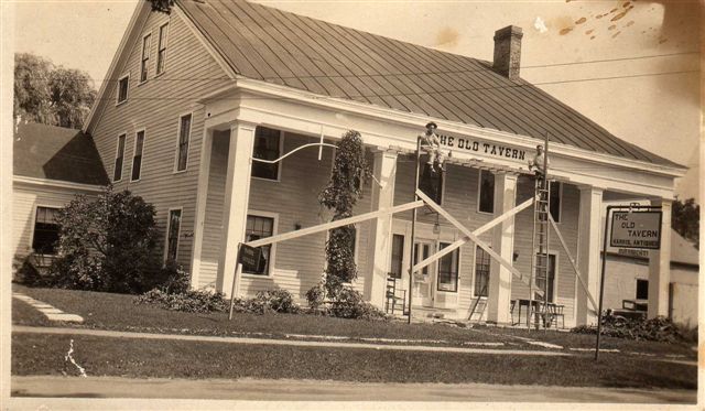 File:Painting the Tavern 1940's 104.jpg