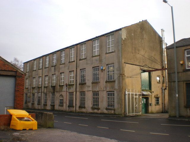 File:Stockbridge Mill - geograph.org.uk - 1607353.jpg