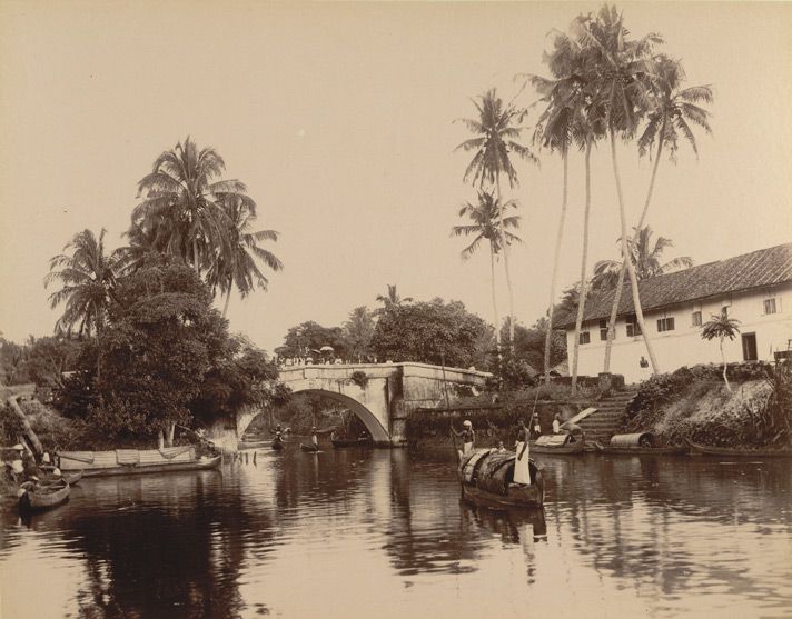 File:Stone bridge, Alleppey 1900.jpg