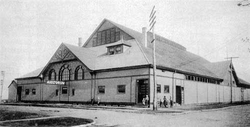 File:Winnipeg Auditorium circa 1900.jpg