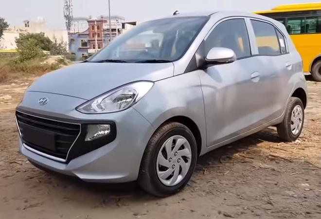 File:2018 Hyundai Santro (India, front view).png