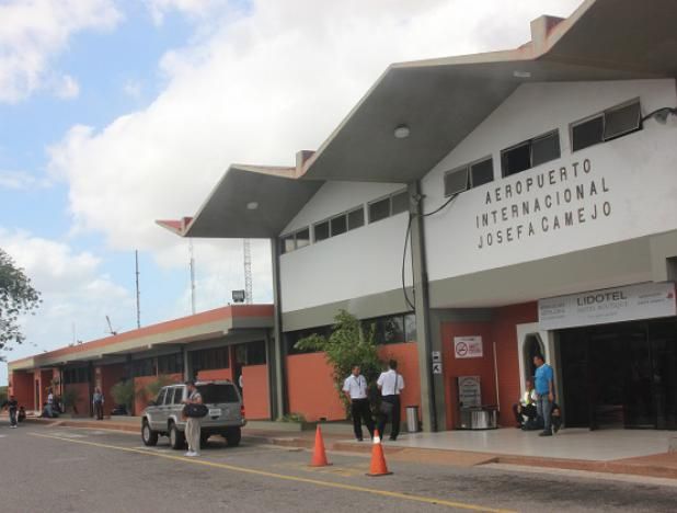 File:Aeropuerto-internacional-josefa-camejo-venezuela.jpg