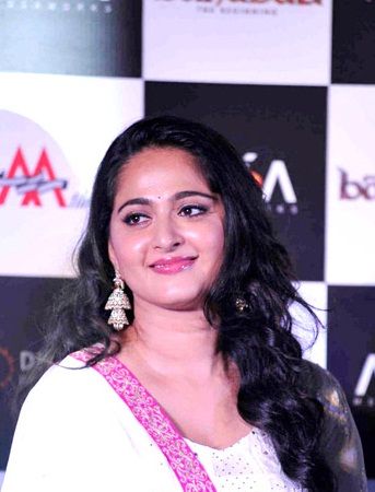 File:Anushka at the trailer launch of Baahubali.jpg