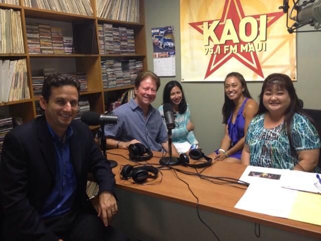 File:Brian Schatz on KAOI-FM.jpg