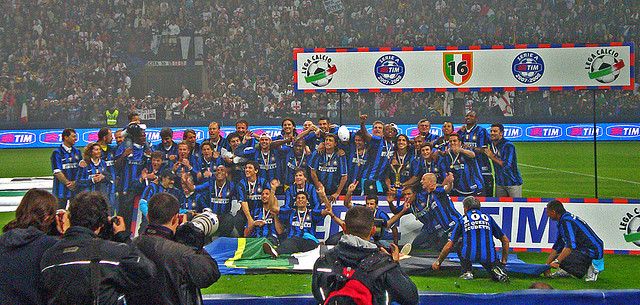 File:FC Inter celebration of scudetto 2008.jpg