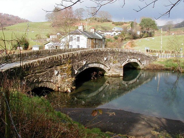 File:Pont Felin-y-ffrîdd - geograph.org.uk - 257787.jpg