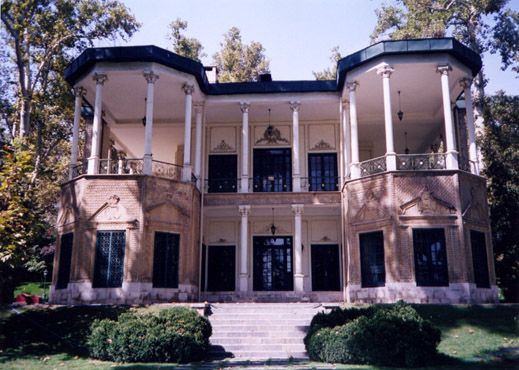 File:SaabgheraniehPalace.jpg