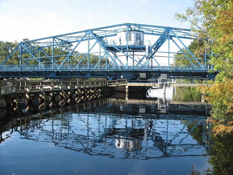 File:Socastee Swing Bridge.jpg