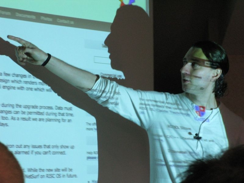 File:Steve Revill of RISC OS Open.jpg