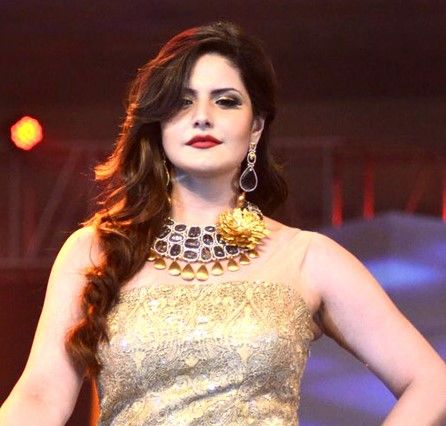 File:Zarine Khan.jpg