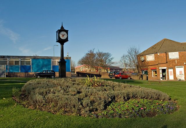 File:Aspull Clock.jpg