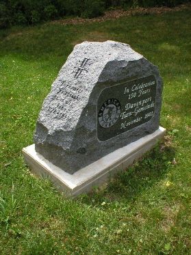 File:Davenport, Iowa Turngemeinde Monument.jpg