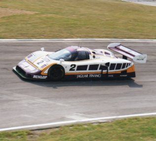 File:Jaguar XJR-9.jpg