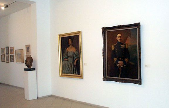 File:Macedonian Museums-71-Pinakothiki EMS-309.jpg